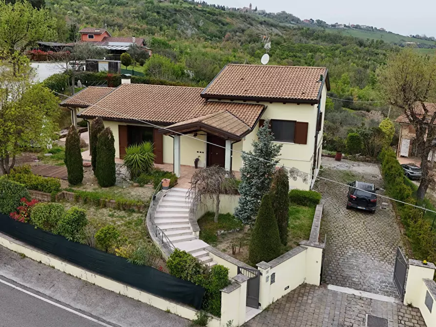 Immagine 10 di Villa in vendita  in Via Colombarina 17 a Poggio Torriana