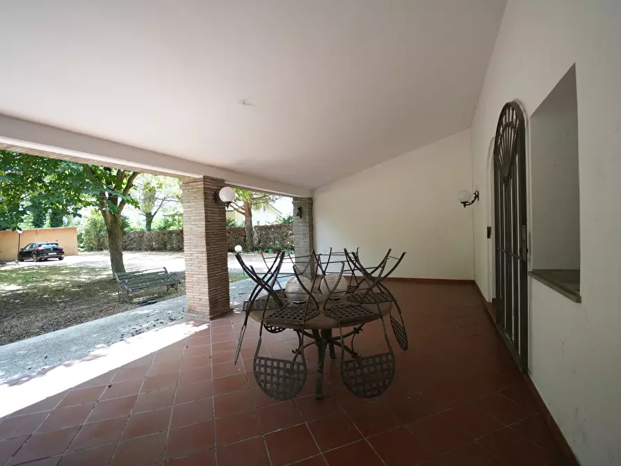 Immagine 22 di Villa in vendita  in Via Molino Ronci 8 a Rimini