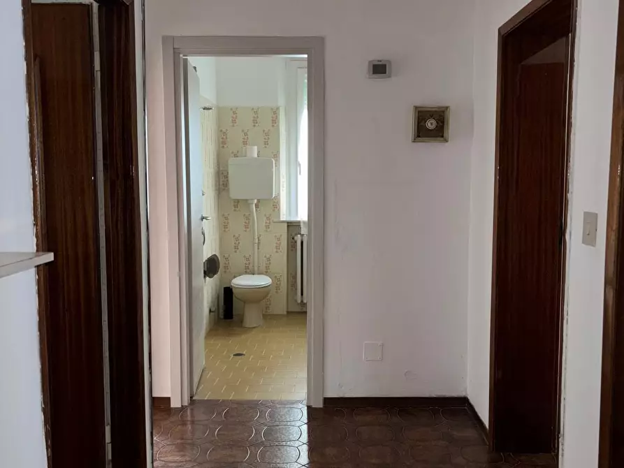 Immagine 15 di Quadrilocale in vendita  in Via Monte San Michele 11 a Rimini