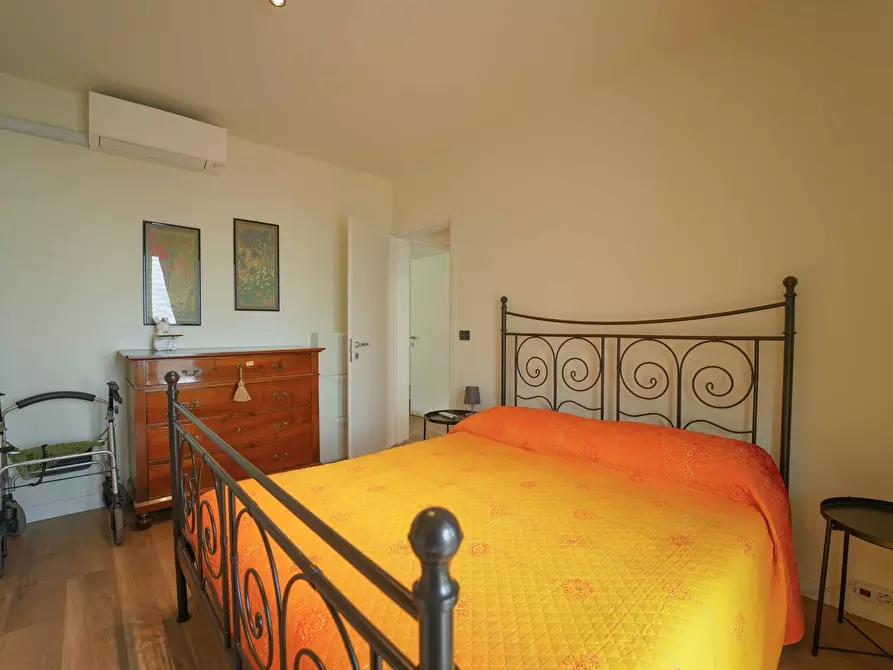 Immagine 16 di Quadrilocale in vendita  in Viale D'Annunzio 183/a a Riccione