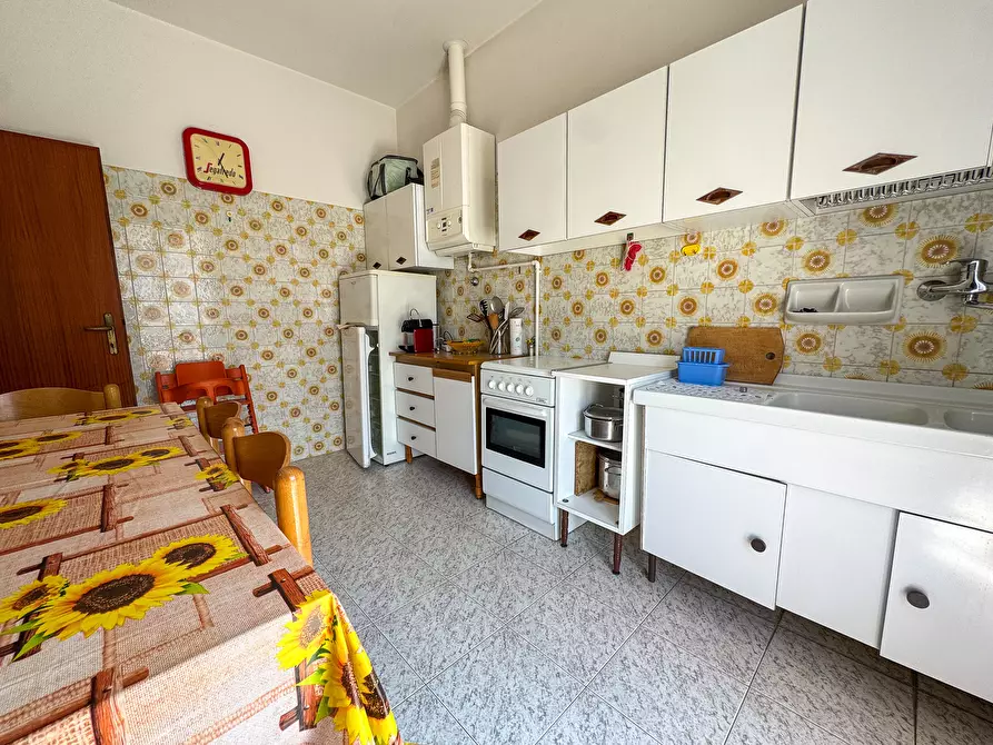 Immagine 4 di Trilocale in vendita  in Viale Piave 23 a Rimini