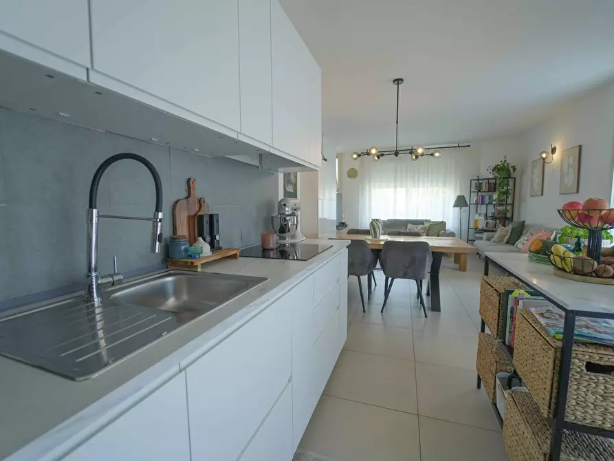 Immagine 8 di Villetta a schiera in vendita  a Rimini