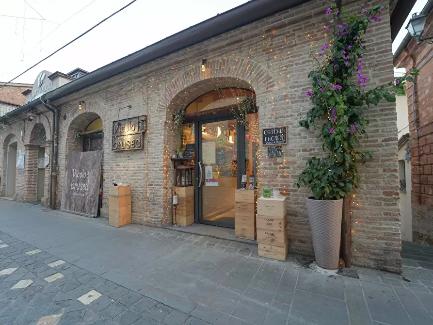 Immagine 2 di Bar / Ristorante in vendita  in Via Cesare Battisti 23 a Santarcangelo Di Romagna
