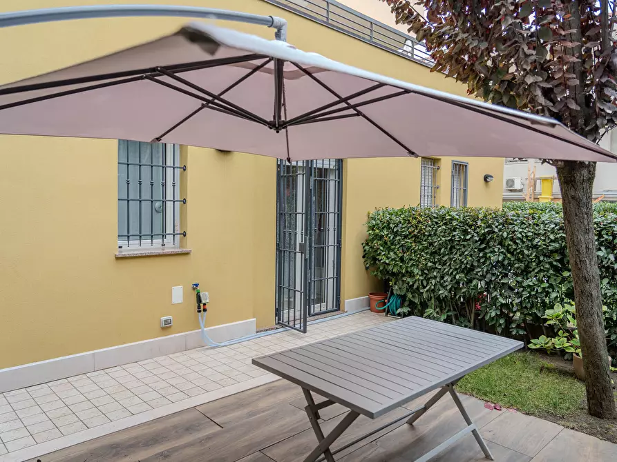 Immagine 9 di Bilocale in vendita  in Viale Catalani 20 a Riccione