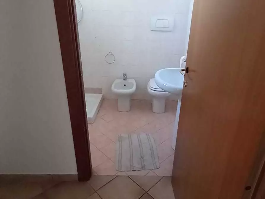 Immagine 10 di Bilocale in vendita  in Via Giuseppe Baretti 23 a Rimini