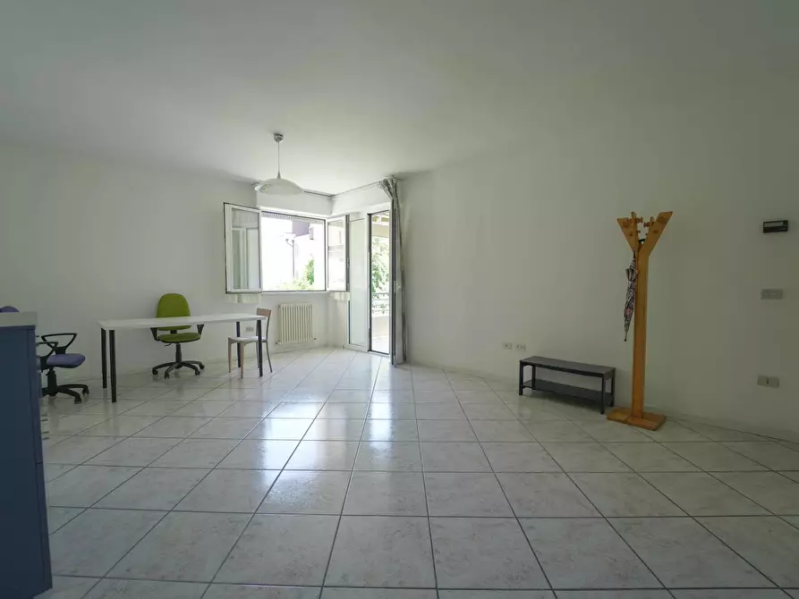 Immagine 9 di Trilocale in vendita  in Via Raffaele Marvelli 9 a Rimini