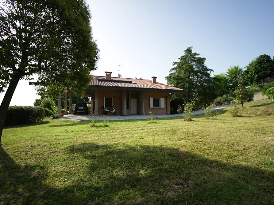 Immagine 33 di Villa in vendita  in Via delle Cave a Poggio Torriana