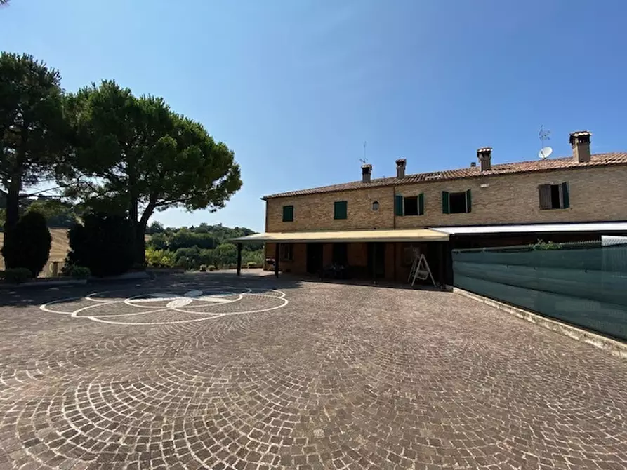 Immagine 4 di Rustico / casale in vendita  in Via Sant'Andrea in Villis a Fano