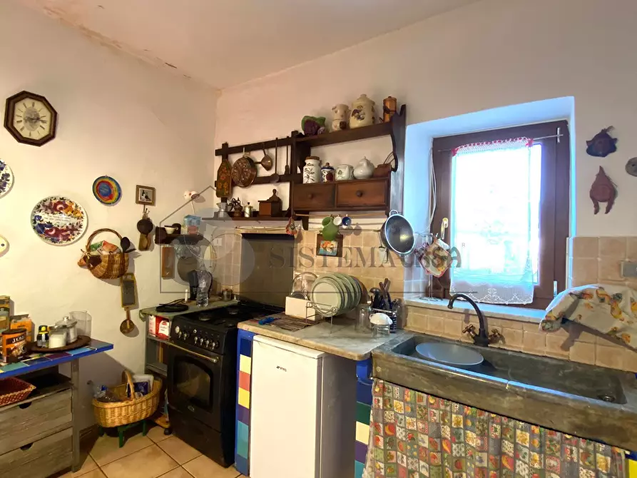 Immagine 14 di Rustico / casale in vendita  in Via Borgo di Sopra Giucano 10 a Fosdinovo