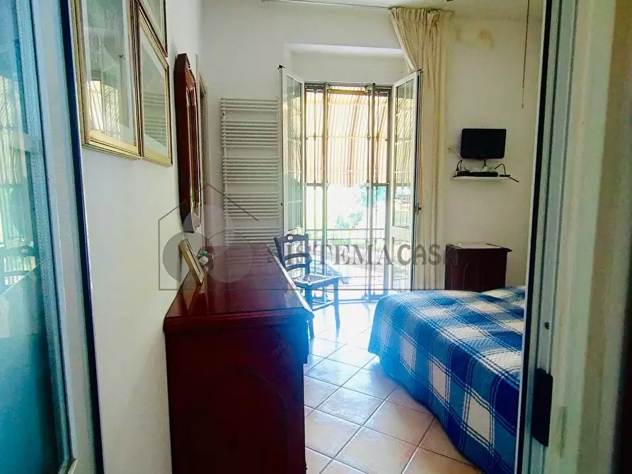 Immagine 15 di Quadrilocale in vendita  in Via Venezia 54 a Santo Stefano Di Magra