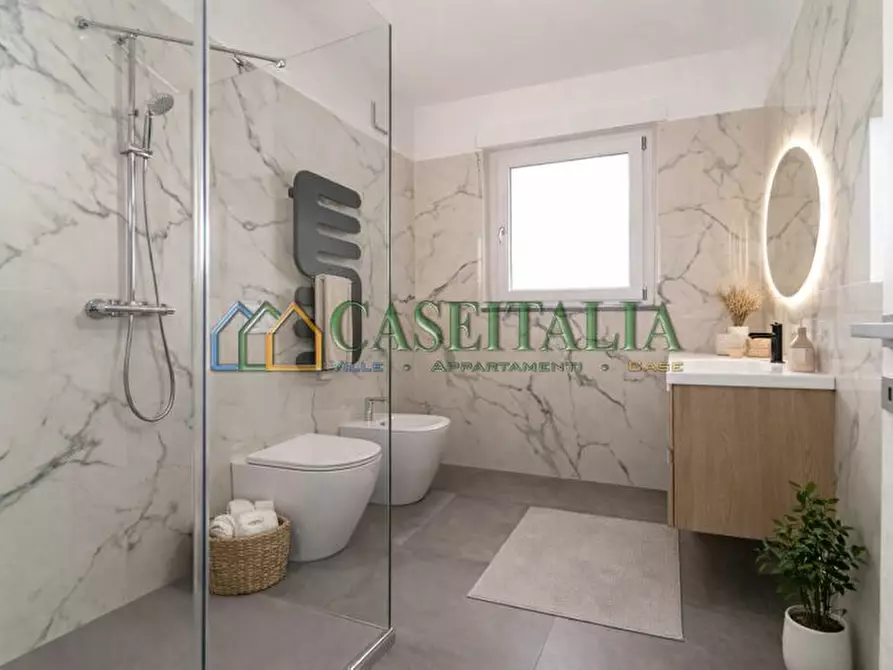 Immagine 17 di Quadrilocale in vendita  a Rivoli