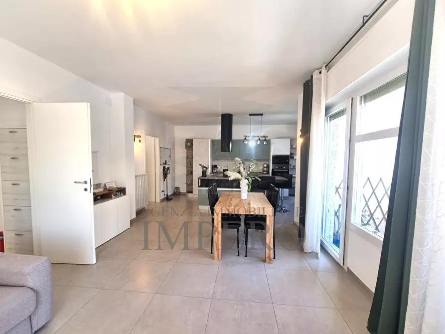 Immagine 4 di Quadrilocale in vendita  in Via Roma 60 a Ventimiglia