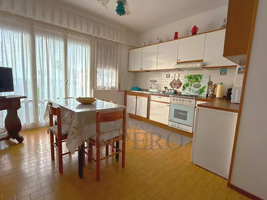 Immagine 9 di Bilocale in vendita  in Vico Pescatori 1 a Ventimiglia