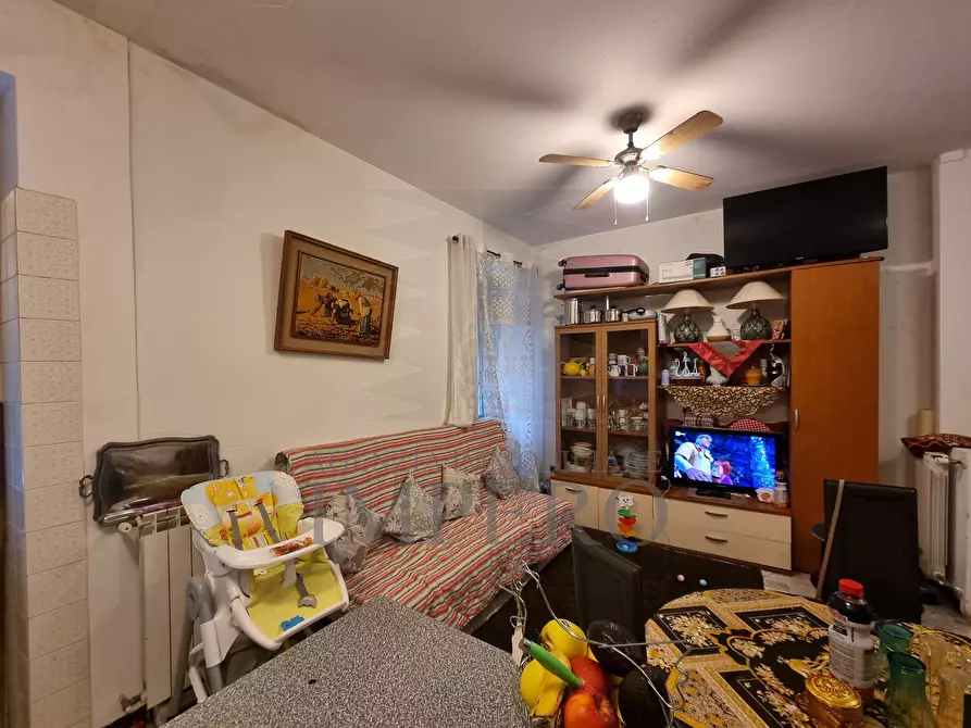 Immagine 4 di Bilocale in vendita  in Piazza Giuseppe Garibaldi 1 a Camporosso