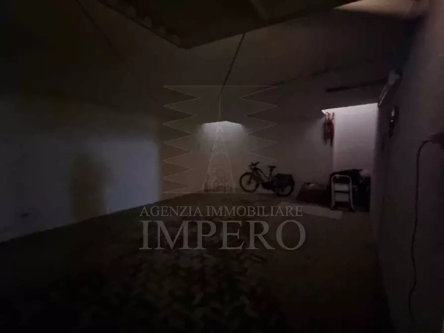 Immagine 7 di Garage in vendita  in Vicolo Arene 14 a Ventimiglia