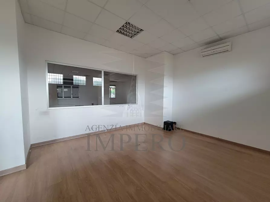 Immagine 9 di Ufficio in vendita  in Via Cornelio Tacito 12/B12/b a Ventimiglia