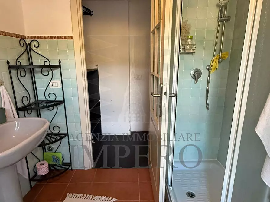 Immagine 23 di Pentalocale in vendita  in Piazza del Canto 6 a Ventimiglia