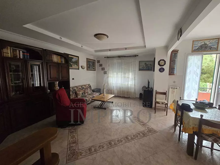 Immagine 1 di Pentalocale in vendita  in Via Trossarelli 5 a Ventimiglia