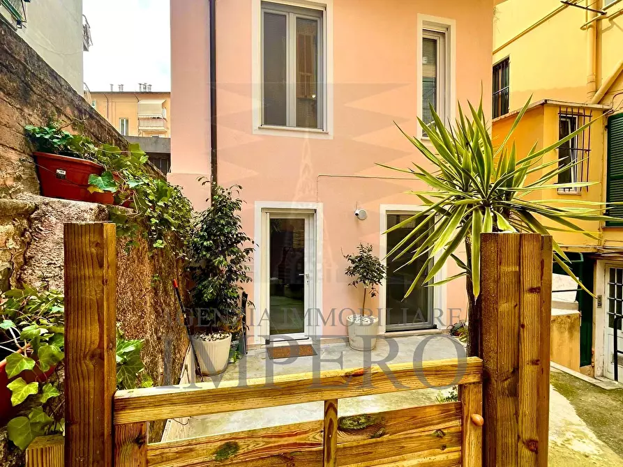 Immagine 5 di Casa indipendente in vendita  in Via Sottoconvento 18E a Ventimiglia