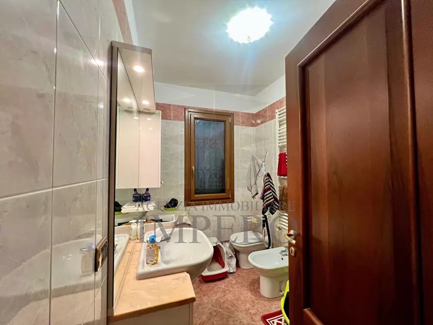 Immagine 25 di Villa in vendita  in Corso della Repubblica a Camporosso