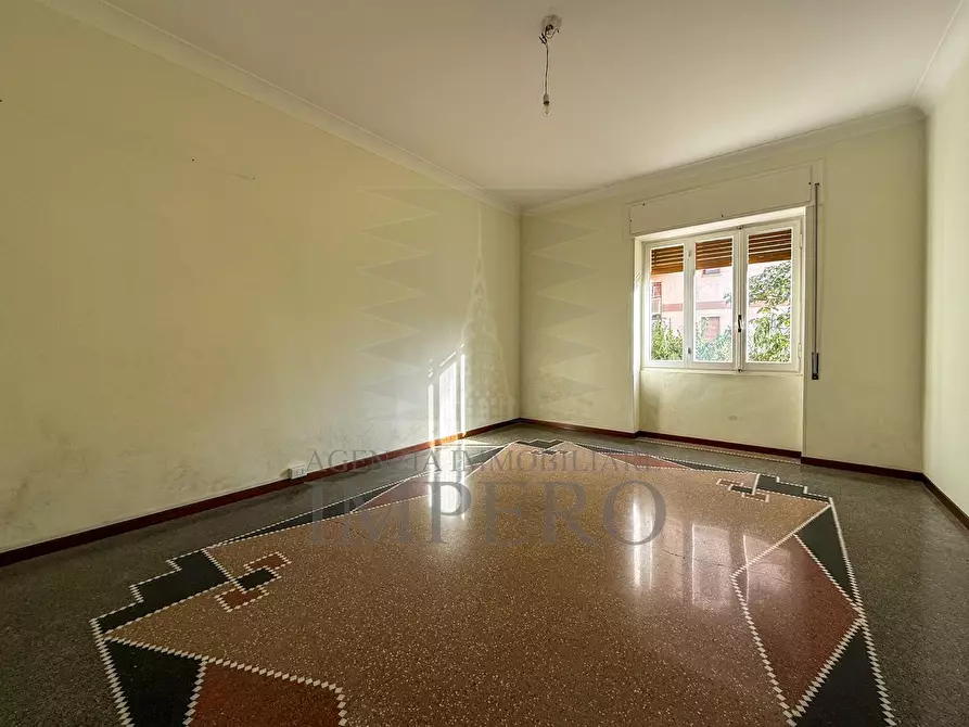 Immagine 12 di Quadrilocale in vendita  in Via 1º Maggio 60 a Bordighera