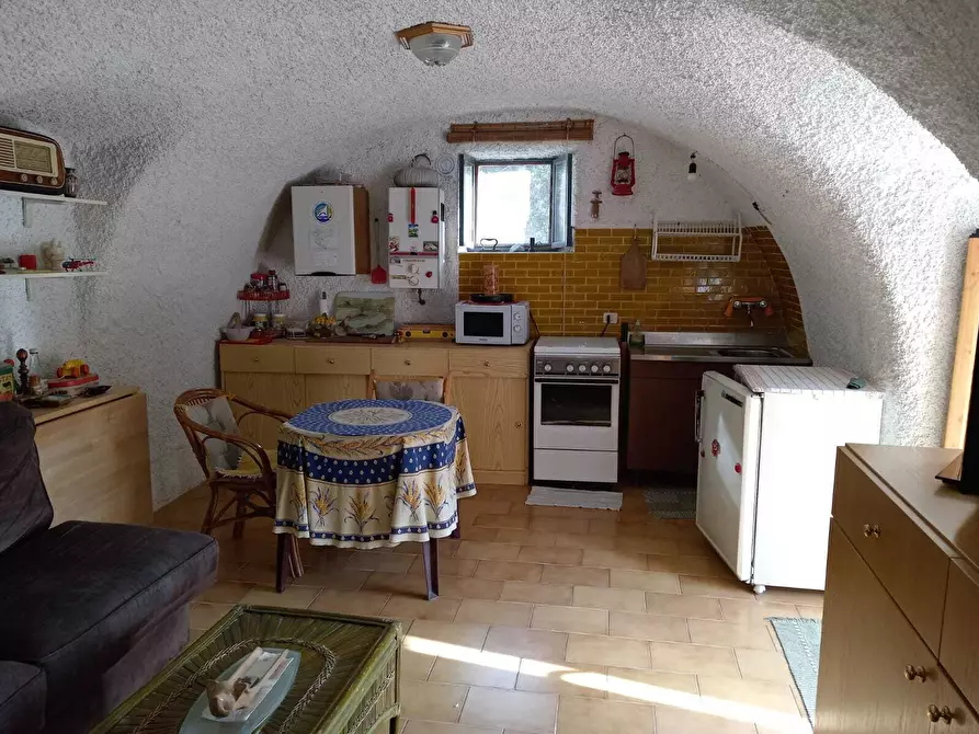 Immagine 1 di Monolocale in vendita  in Via G. Ughetto 3 a Ventimiglia