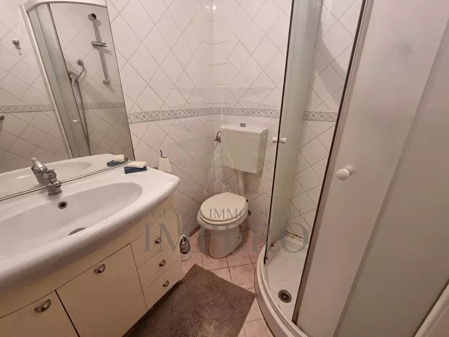Immagine 15 di Quadrilocale in vendita  in Via Balzi Rossi 7 a Ventimiglia