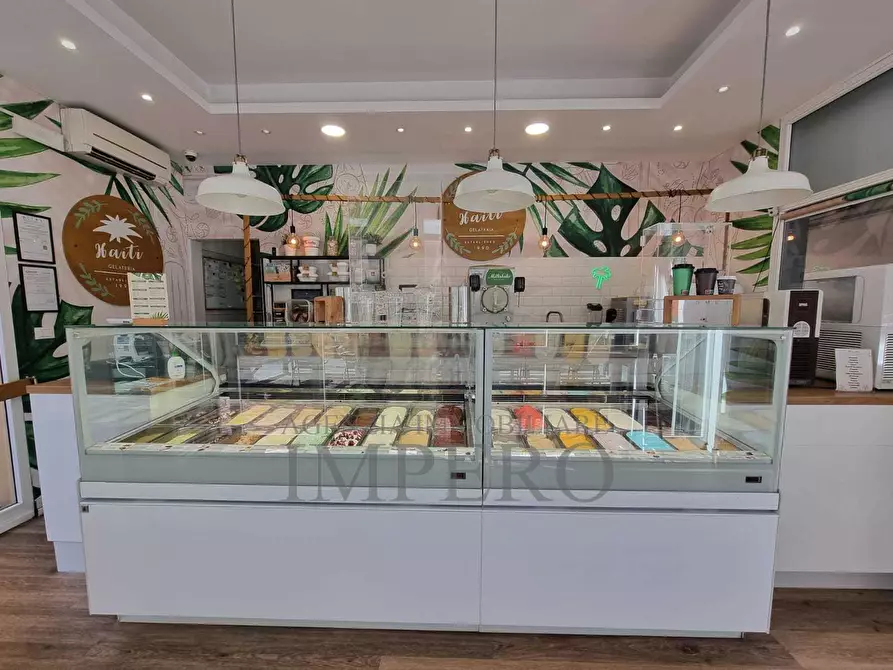 Immagine 9 di Bar / Ristorante in vendita  in Via Roma 28/c a Ventimiglia