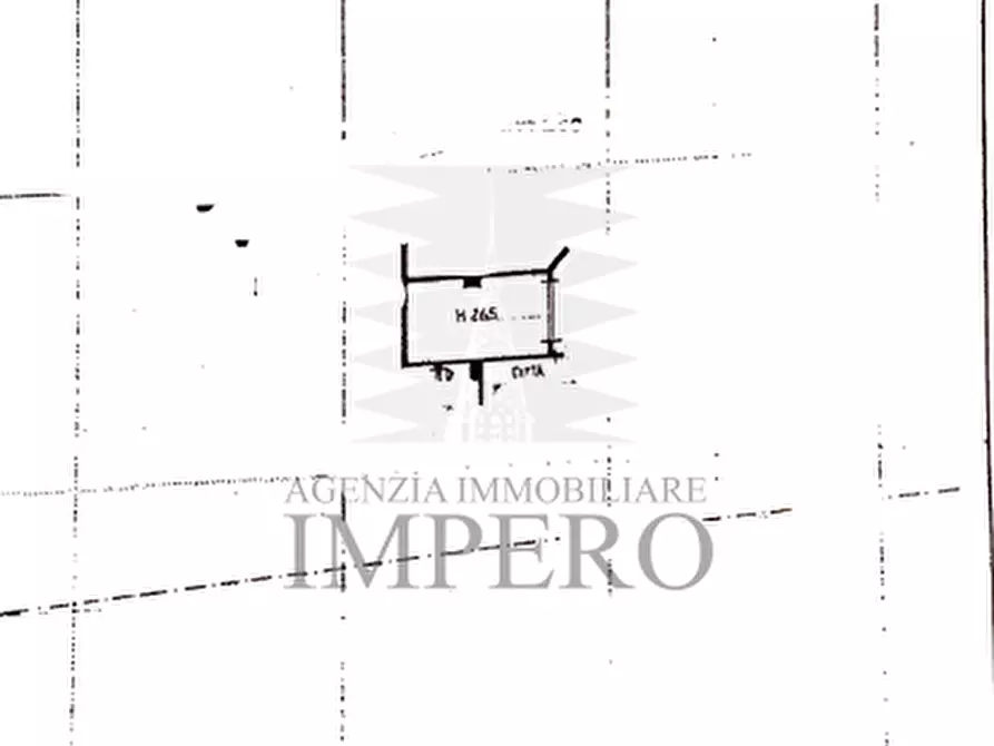 Immagine 17 di Garage in vendita  in Passeggiata Trento e Trieste 1 a Ventimiglia