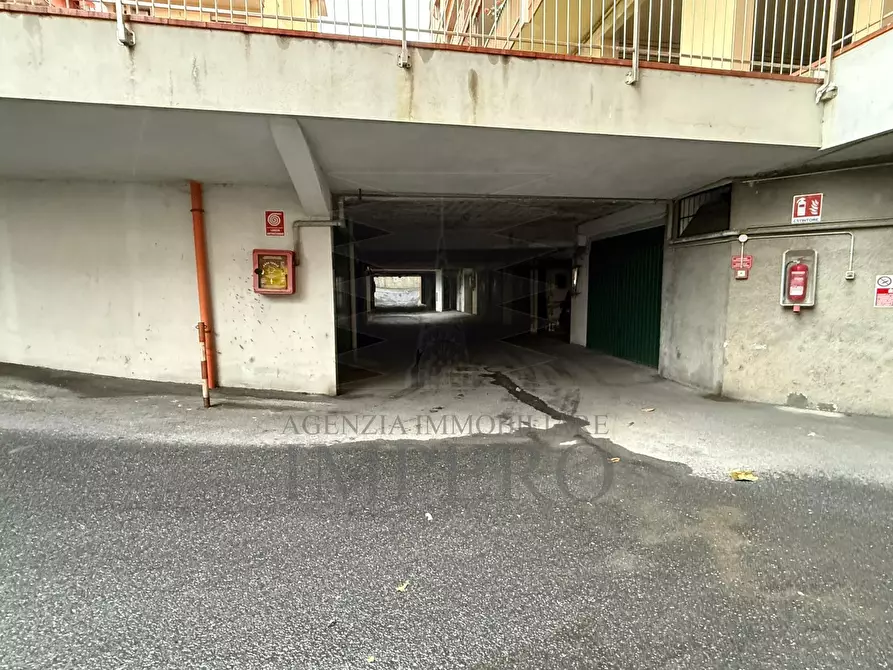 Immagine 11 di Garage in vendita  in Passeggiata Trento e Trieste 1 a Ventimiglia