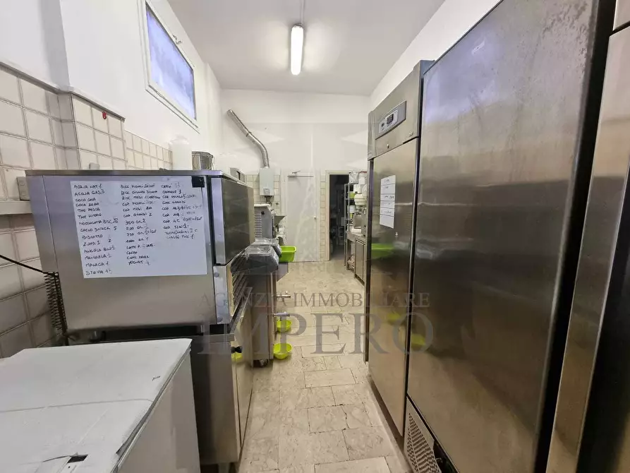 Immagine 27 di Bar / Ristorante in vendita  in Via Roma 28/c a Ventimiglia