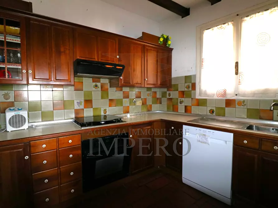 Immagine 8 di Villa in vendita  in Via Tamagna 1 a Ventimiglia