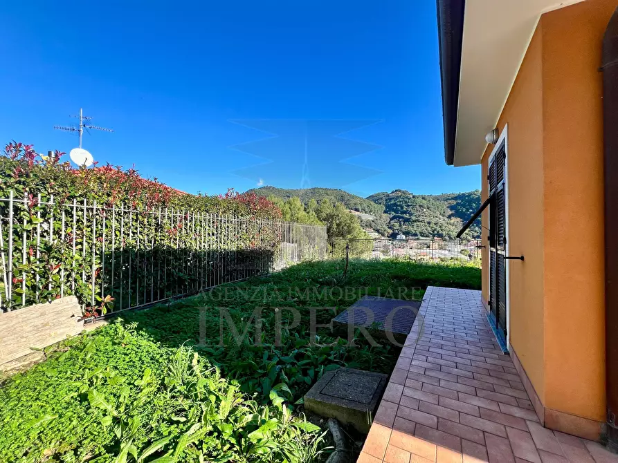 Immagine 33 di Villa in vendita  in Corso della Repubblica a Camporosso