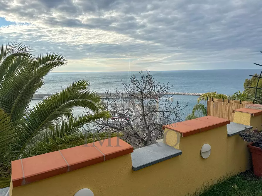 Immagine 4 di Bilocale in vendita  in Via giuseppe verdi 10 a Ventimiglia