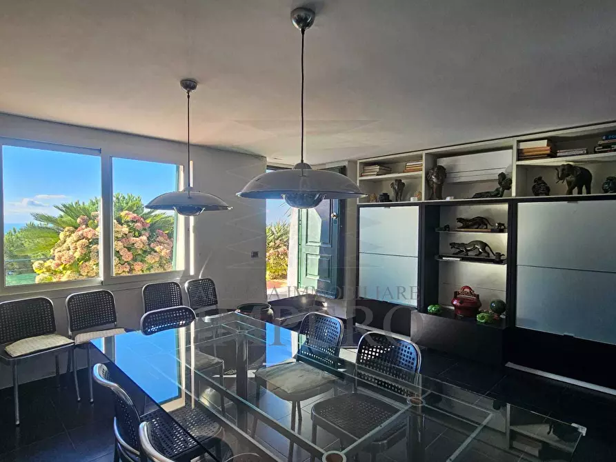 Immagine 8 di Villa in vendita  in Via Woronof a Ventimiglia