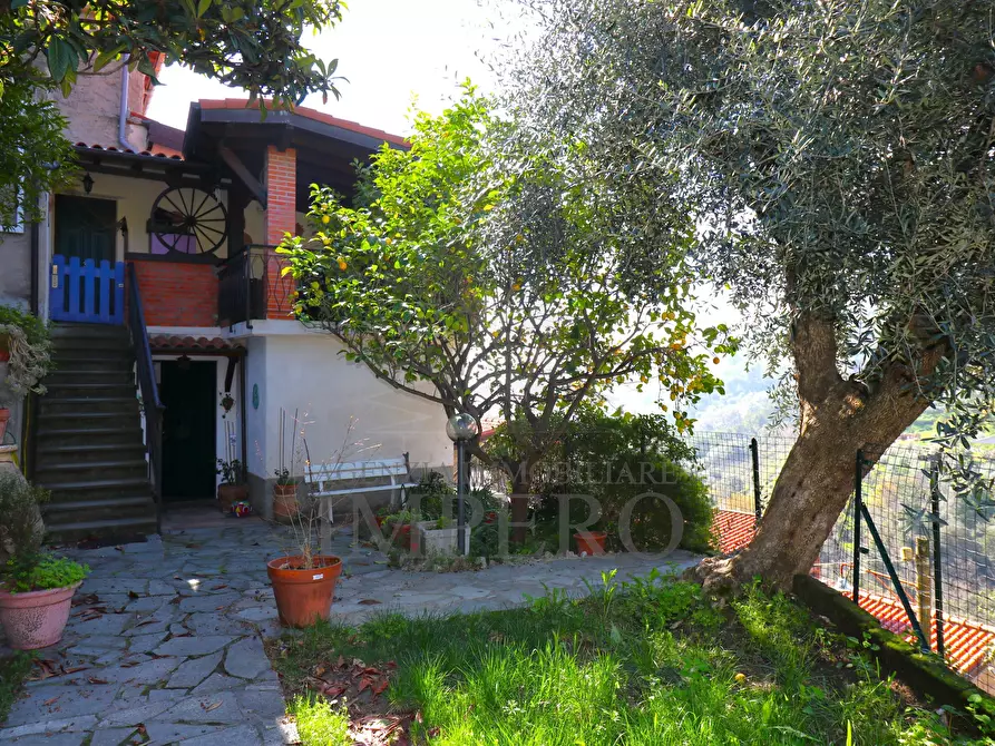 Immagine 33 di Porzione di casa in vendita  in Via San Anfosso Ten. 18 a Ventimiglia