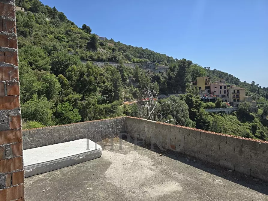 Immagine 13 di Casa indipendente in vendita  in Via delle Ginestre a Ventimiglia