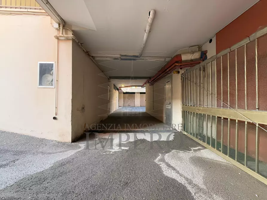 Immagine 16 di Garage in vendita  in Passeggiata Trento e Trieste 43 a Ventimiglia