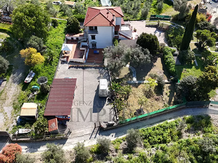 Immagine 48 di Villa in vendita  in Via Alba 45 a Bordighera