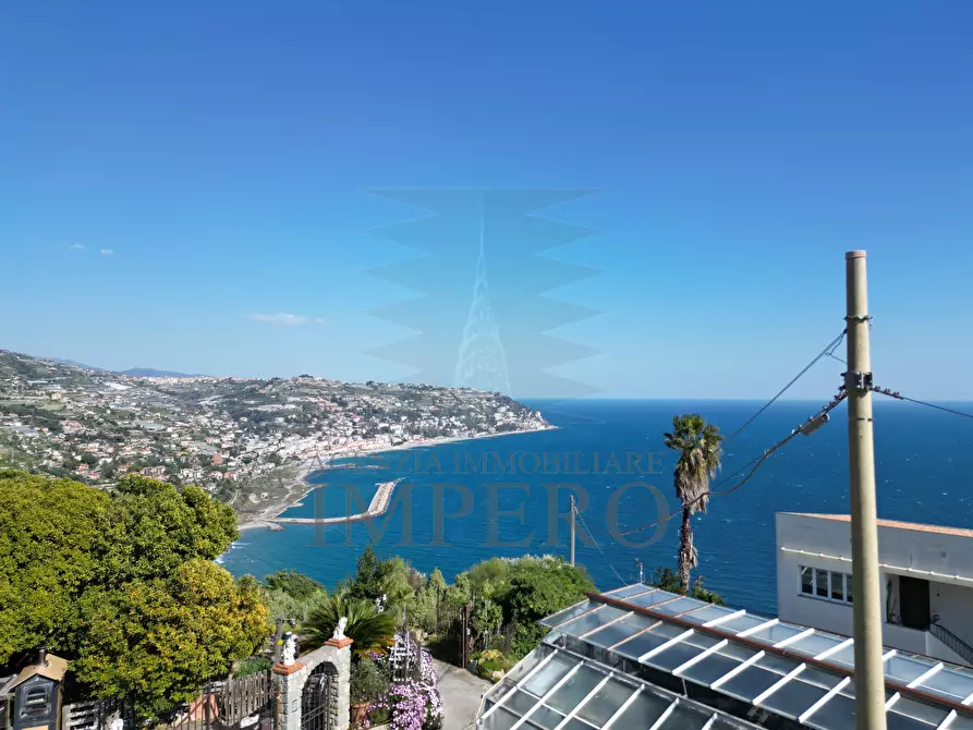 Immagine 4 di Villa in vendita  in Strada Curtasse 14 a Bordighera