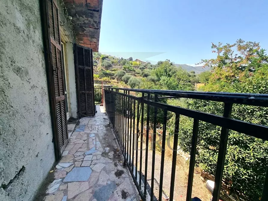 Immagine 2 di Casa indipendente in vendita  in Via Gallardi 219 a Ventimiglia
