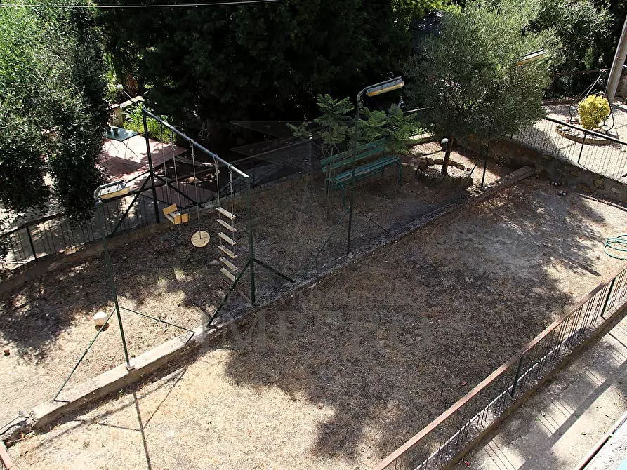 Immagine 19 di Villa in vendita  in Via delle Ginestre 8 a Ventimiglia