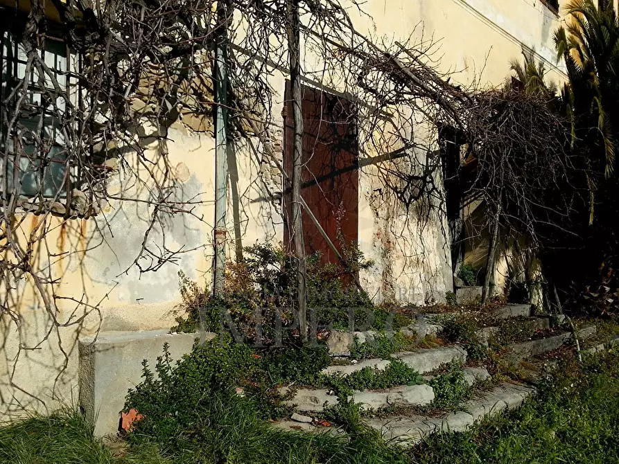 Immagine 6 di Villa in vendita  in Strada Statale 1 Dir 12 a Ventimiglia