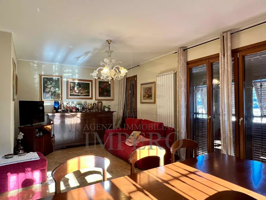 Immagine 16 di Villa in vendita  in Corso della Repubblica a Camporosso