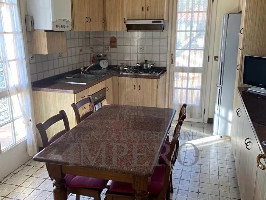 Immagine 5 di Porzione di casa in vendita  in Via Giacomo Puccini 71 a Camporosso