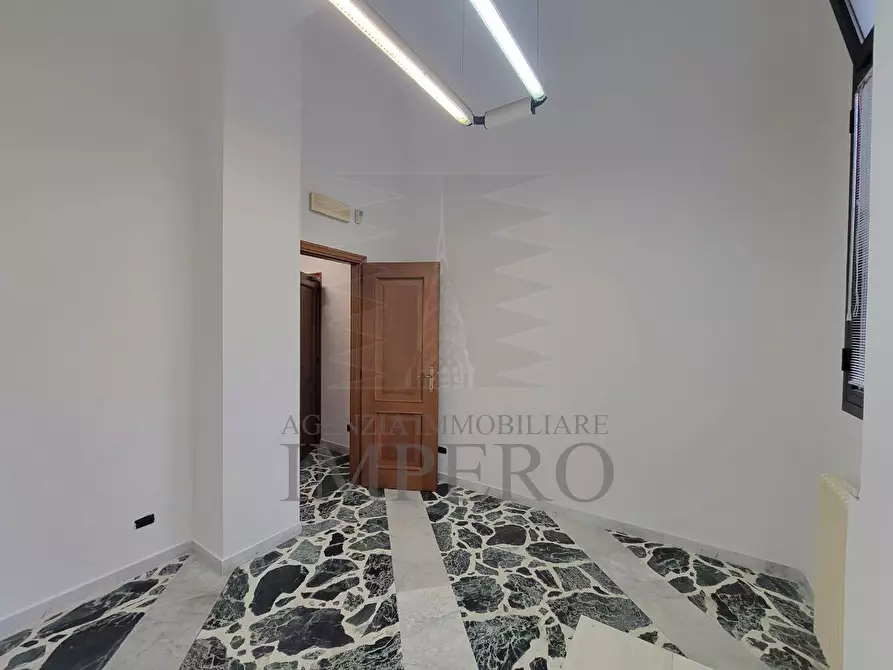 Immagine 8 di Bilocale in vendita  in Via Vittorio Veneto 13 a Bordighera