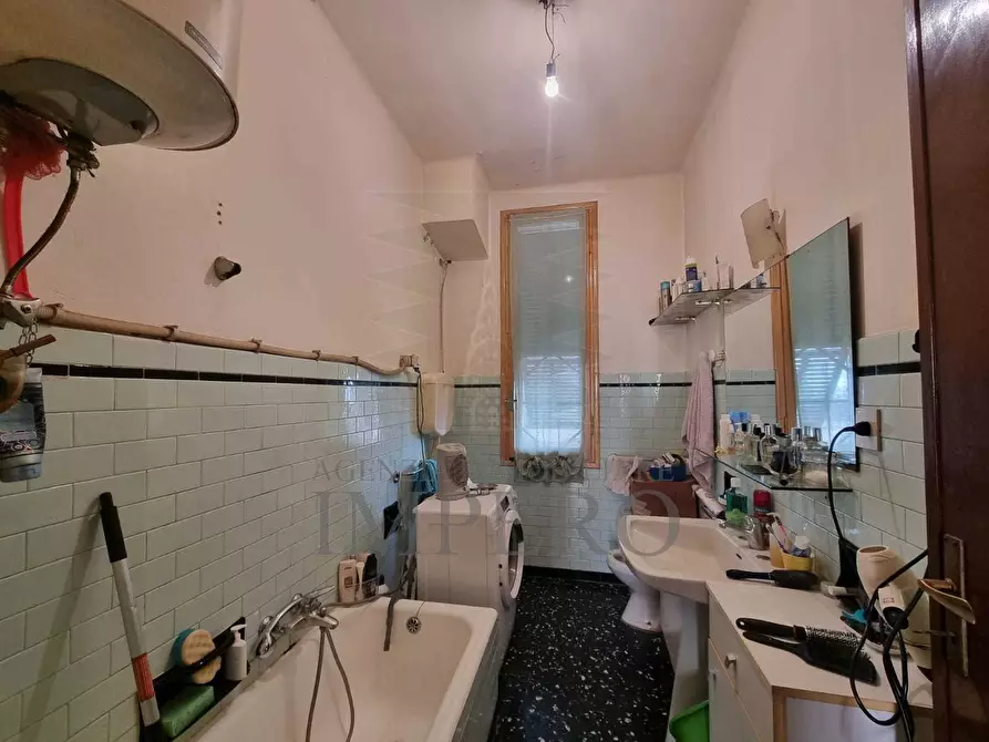 Immagine 16 di Trilocale in vendita  in Via Colonnello Aprosio 82 a Vallecrosia