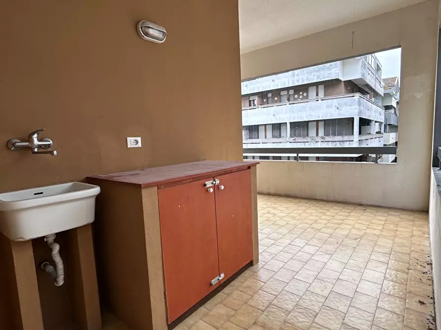 Immagine 21 di Trilocale in affitto  in Viale Maiella 23/A a Francavilla Al Mare