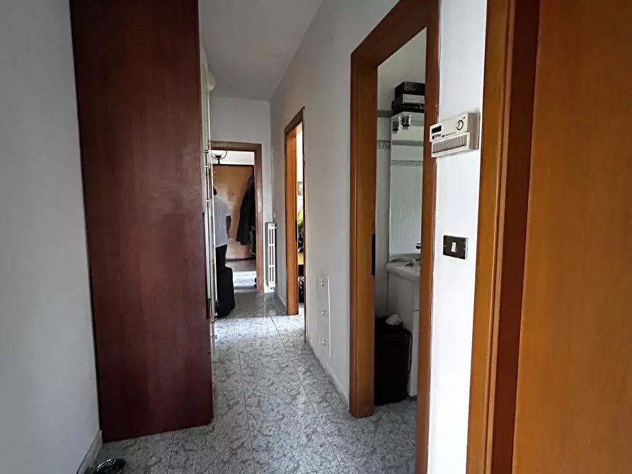 Immagine 11 di Pentalocale in vendita  in Viale Maiella 23/A a Francavilla Al Mare