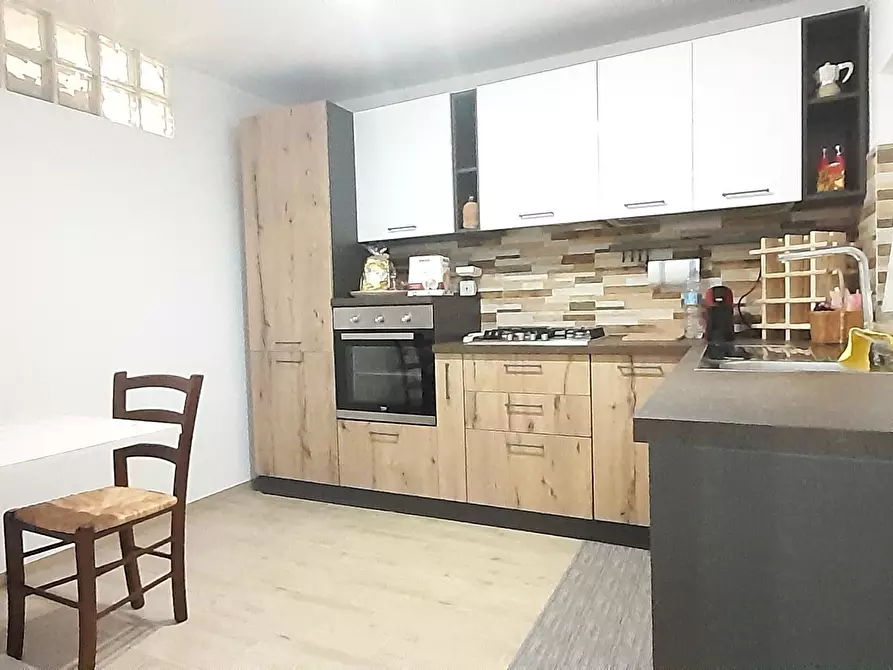 Immagine 5 di Quadrilocale in affitto  a Torrevecchia Teatina